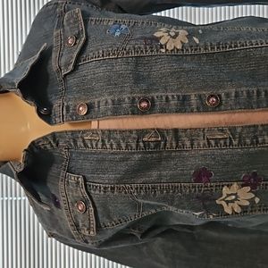 Floral embroidered Jean jacket